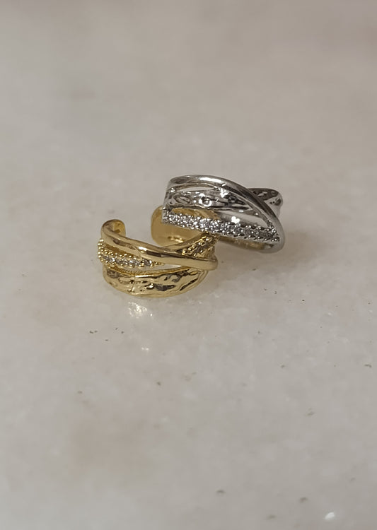 Ear cuff